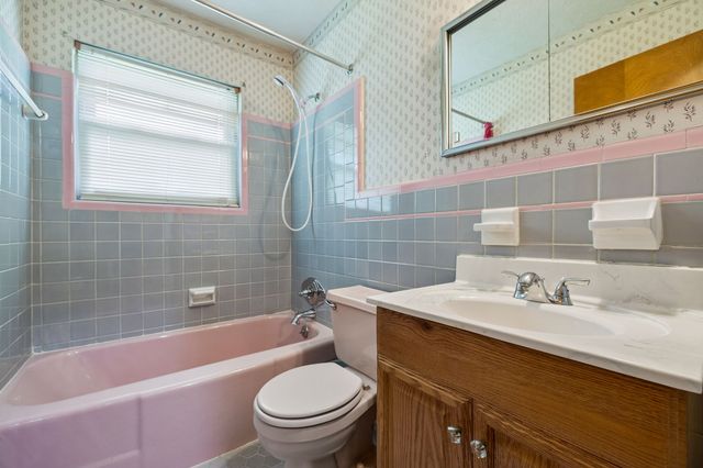 5 Richmond Dr, Clarksville, TN 37042