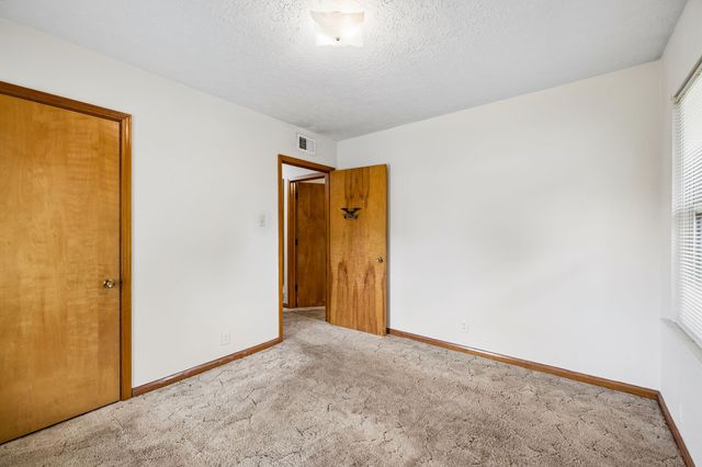 5 Richmond Dr, Clarksville, TN 37042