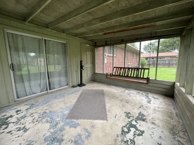 5 Richmond Dr, Clarksville, TN 37042