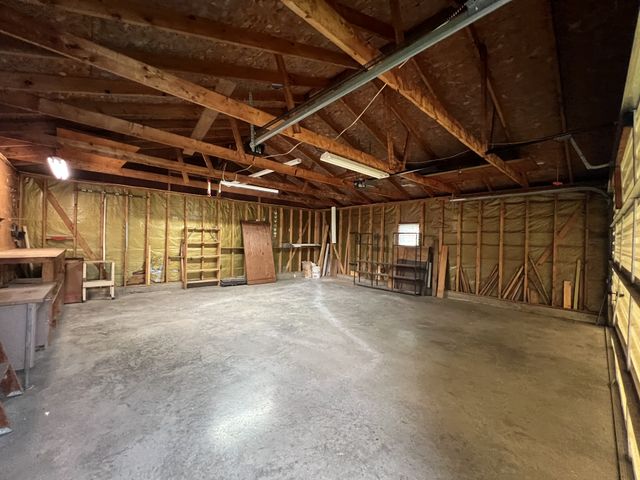 5 Richmond Dr, Clarksville, TN 37042