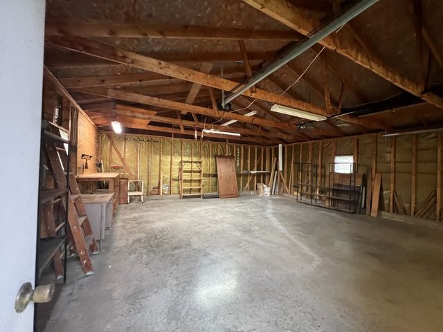 5 Richmond Dr, Clarksville, TN 37042