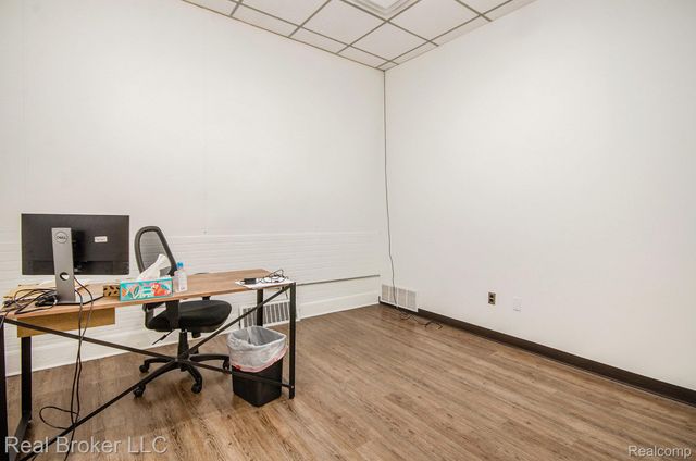 404 E 4th Street, Royal Oak, MI 48067