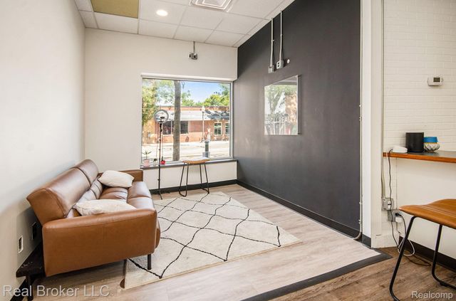 404 E 4th Street, Royal Oak, MI 48067