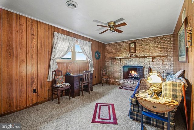 440 CROGHAN DR, Carlisle, PA 17013