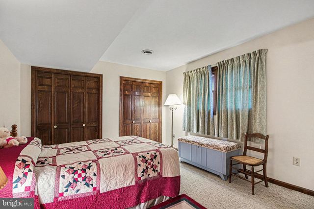 440 CROGHAN DR, Carlisle, PA 17013