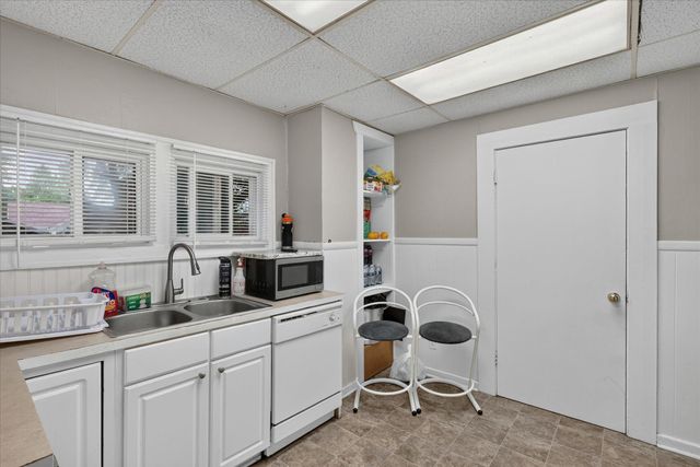 129 Palmer Street NE, Grand Rapids, MI 49505