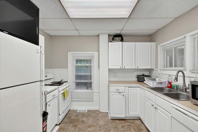129 Palmer Street NE, Grand Rapids, MI 49505