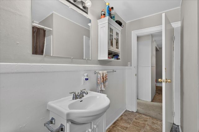 129 Palmer Street NE, Grand Rapids, MI 49505