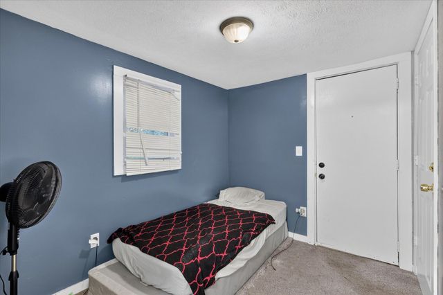 129 Palmer Street NE, Grand Rapids, MI 49505