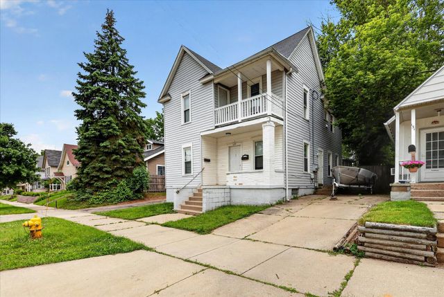 129 Palmer Street NE, Grand Rapids, MI 49505