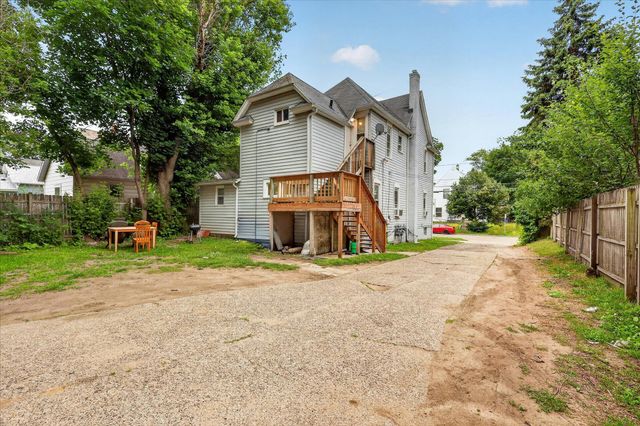 129 Palmer Street NE, Grand Rapids, MI 49505