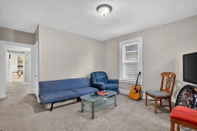 129 Palmer Street NE, Grand Rapids, MI 49505