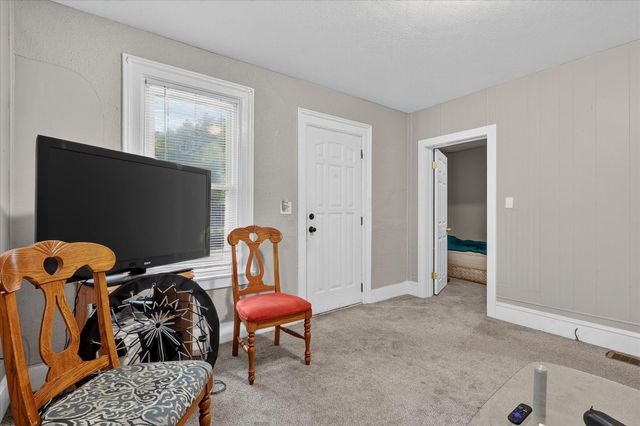 129 Palmer Street NE, Grand Rapids, MI 49505