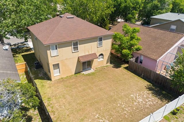 126 KNIGHTS HOLLOW DR, Apopka, FL 32712