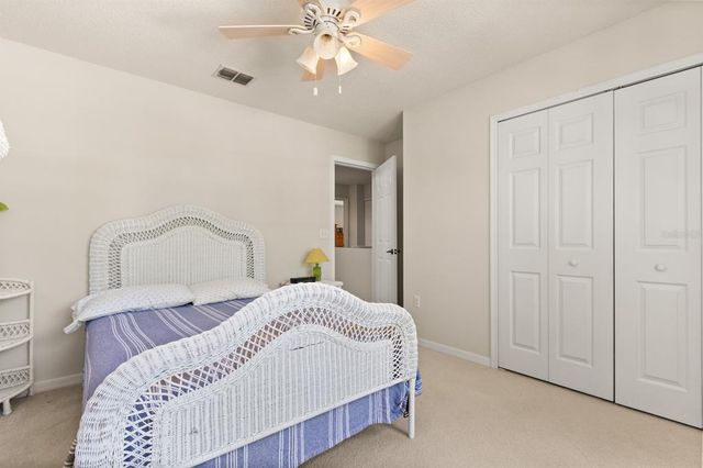 126 KNIGHTS HOLLOW DR, Apopka, FL 32712