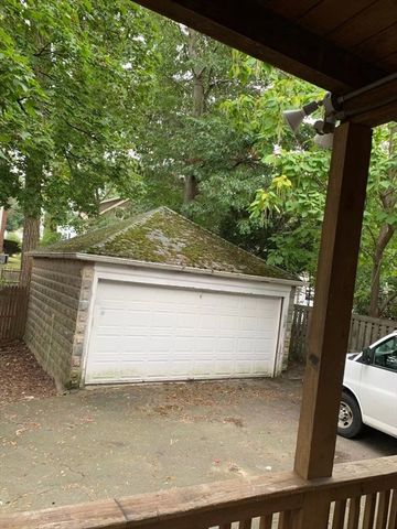 25 Tucker St 1, Milton, MA 02186