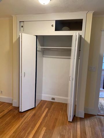 25 Tucker St 1, Milton, MA 02186