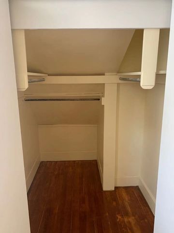 25 Tucker St 1, Milton, MA 02186