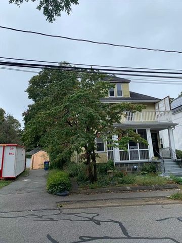 25 Tucker St 1, Milton, MA 02186