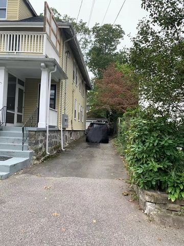 25 Tucker St 1, Milton, MA 02186