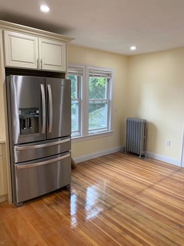 25 Tucker St 1, Milton, MA 02186