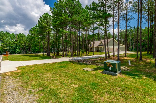 290 Wilderness Drive, Jasper, TN 37347
