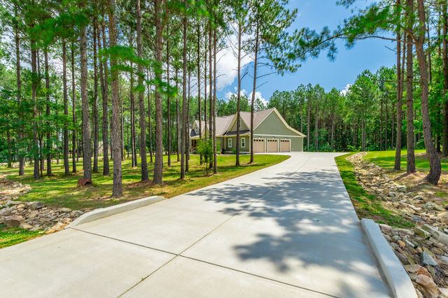 290 Wilderness Drive, Jasper, TN 37347