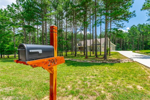 290 Wilderness Drive, Jasper, TN 37347