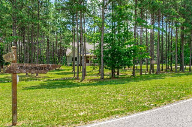 290 Wilderness Drive, Jasper, TN 37347