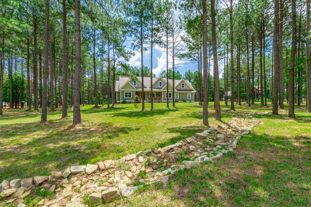 290 Wilderness Drive, Jasper, TN 37347