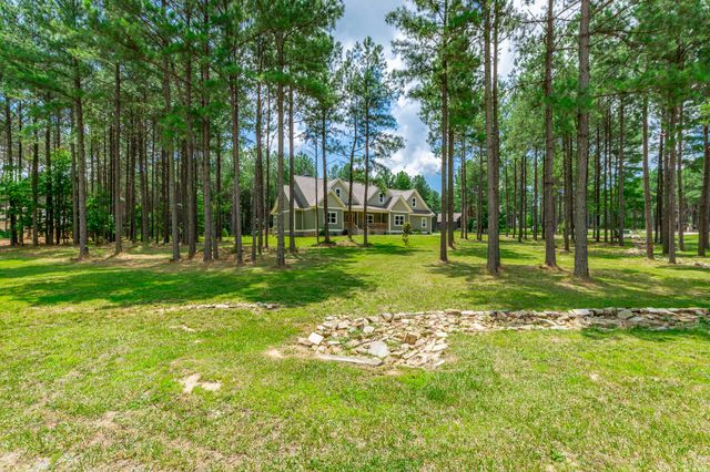 290 Wilderness Drive, Jasper, TN 37347