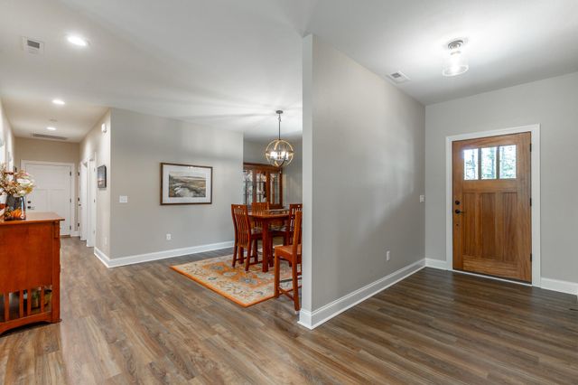 290 Wilderness Drive, Jasper, TN 37347