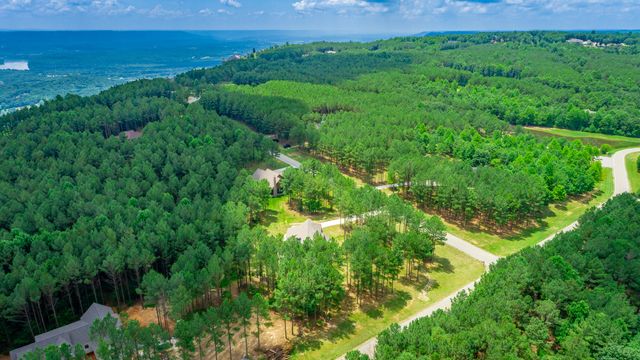 290 Wilderness Drive, Jasper, TN 37347