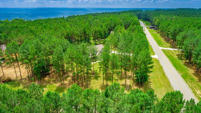 290 Wilderness Drive, Jasper, TN 37347