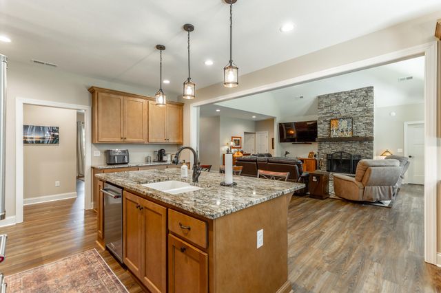 290 Wilderness Drive, Jasper, TN 37347