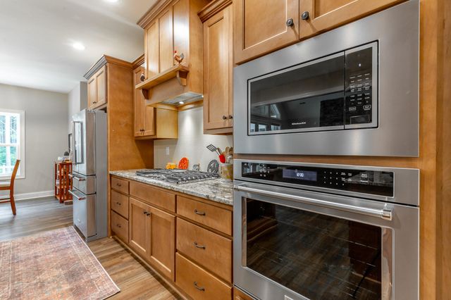 290 Wilderness Drive, Jasper, TN 37347