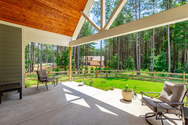 290 Wilderness Drive, Jasper, TN 37347