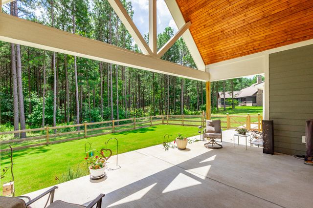 290 Wilderness Drive, Jasper, TN 37347