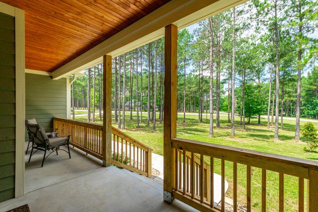 290 Wilderness Drive, Jasper, TN 37347
