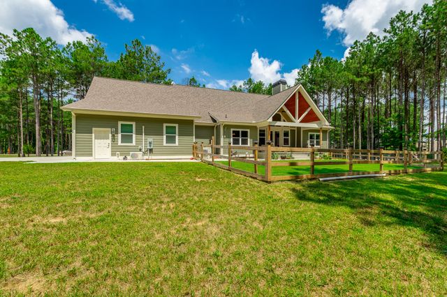 290 Wilderness Drive, Jasper, TN 37347