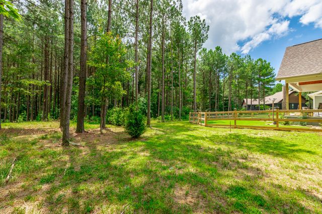 290 Wilderness Drive, Jasper, TN 37347