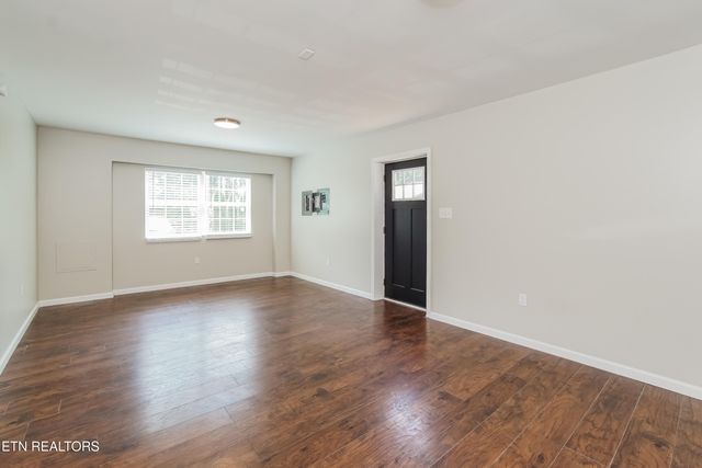 1803 Brookmill Rd, Knoxville, TN 37932