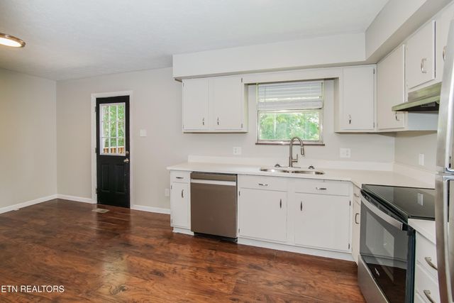 1803 Brookmill Rd, Knoxville, TN 37932