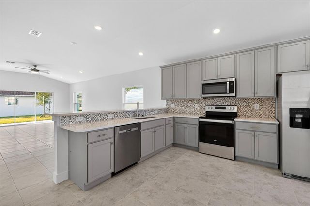 605 ROSE APPLE CIRCLE, Port Charlotte, FL 33954