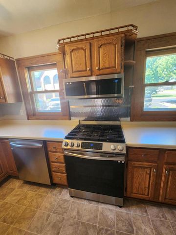 1604 Main STREET, Union Grove, WI 53182