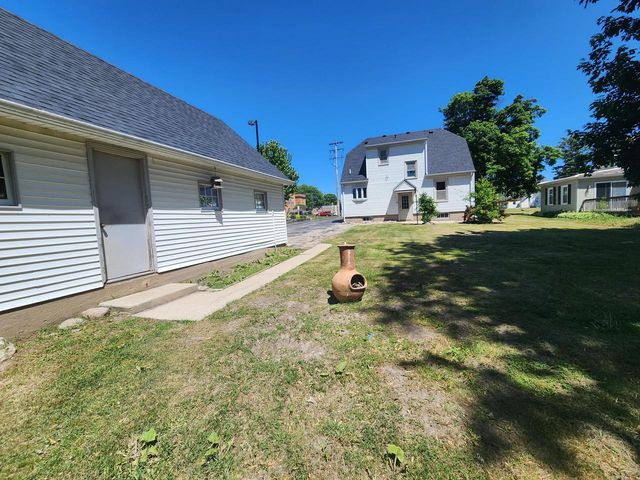 1604 Main STREET, Union Grove, WI 53182