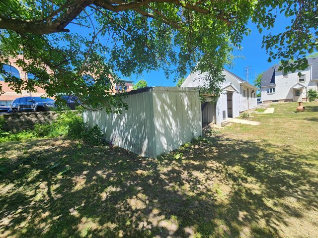 1604 Main STREET, Union Grove, WI 53182
