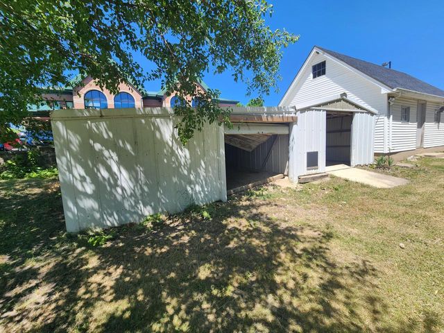 1604 Main STREET, Union Grove, WI 53182