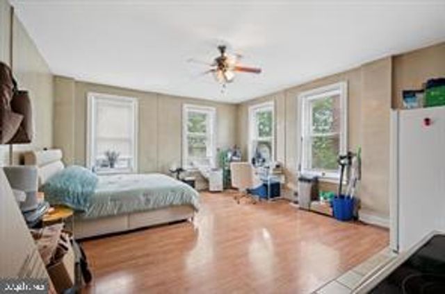 1333 S 49TH ST, Philadelphia, PA 19143