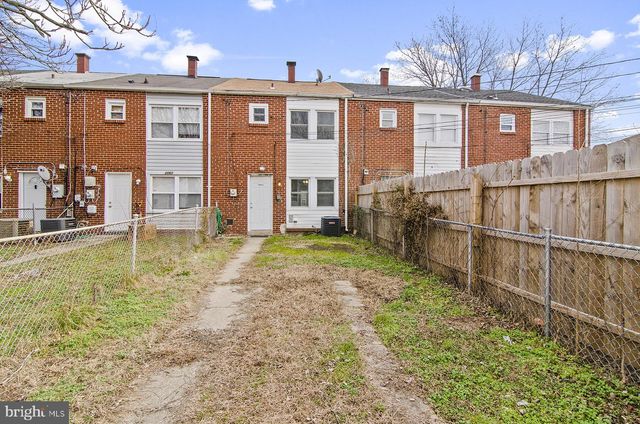 2064 LARKHALL RD, Baltimore, MD 21222